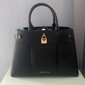 🌟SOLD🌟 Michael Kors Gramercy Leather Bag
